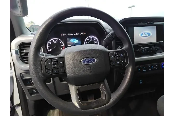 $33554 : Ford F-150 2022 4x4 XL 4dr S image 9