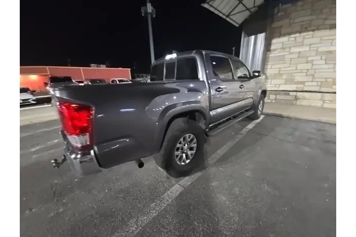 $17998 : Toyota Tacoma 2017 4x2 TRD O image 3