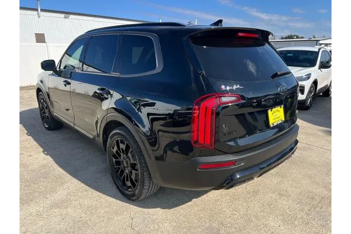 $28988 : Kia Telluride 2021 AWD SX 4d image 5