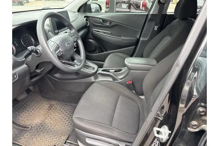 $16991 : Hyundai KONA 2022 SEL 4dr Cr image 5