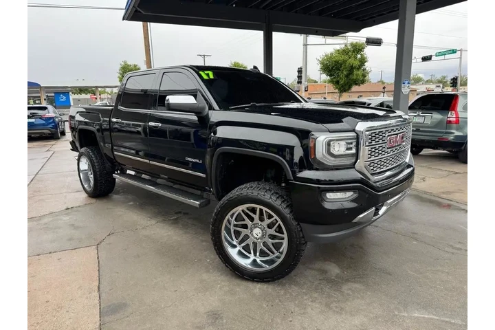 2017 GMC Sierra 1500 Denali C image 3