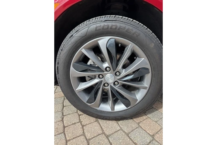 $20999 : 2021 Encore GX Essence image 9