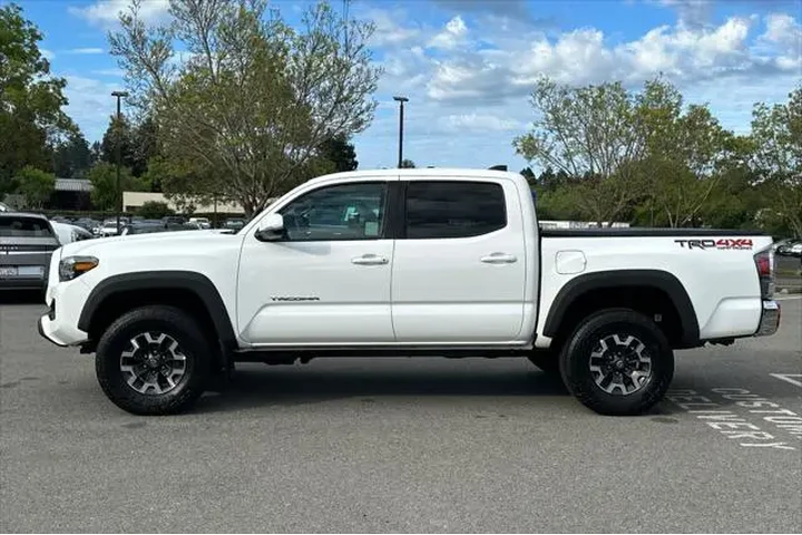 $39990 : Toyota Tacoma 2023 4x4 TRD S image 7