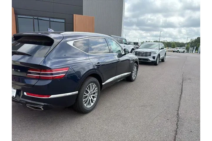 $32490 : Genesis GV80 2021 2.5T 4dr S image 6