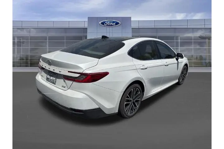 $33973 : Toyota Camry 2025 SE 4dr Sed image 4