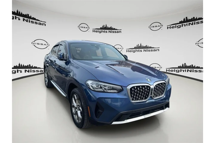 $33990 : BMW X4 2023 AWD xDrive30i 4d image 5
