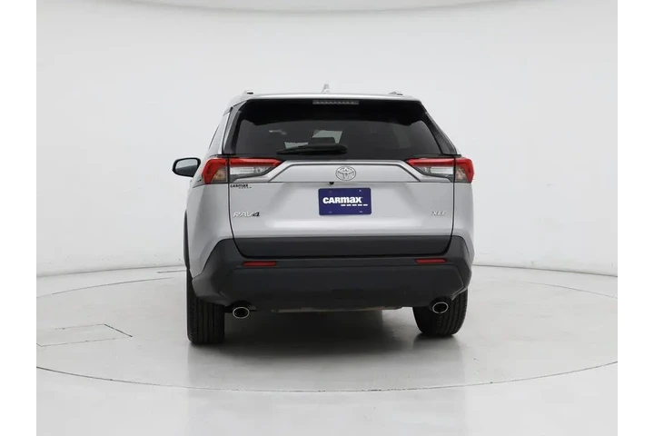 $21998 : Toyota RAV4 2021 XLE Premium image 6