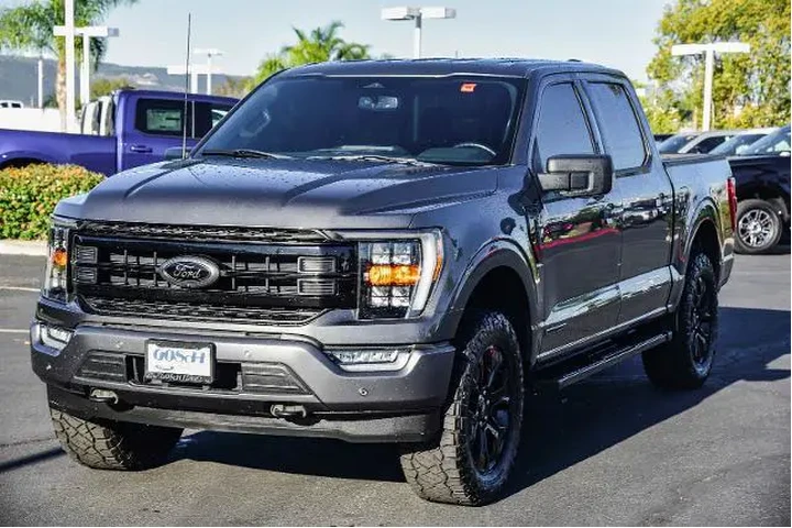 $39995 : Ford F-150 2022 4x4 XLT 4dr image 3