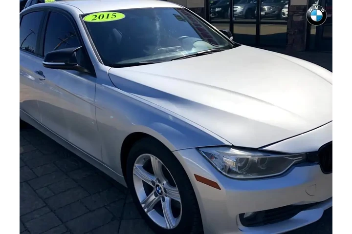 $10990 : 2015 BMW 3-Series 320i Sedan image 7