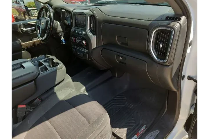 $39909 : Chevrolet Silverado 2500HD 2 image 10