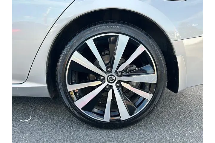 $16310 : Nissan Altima 2020 2.5 Plati image 3