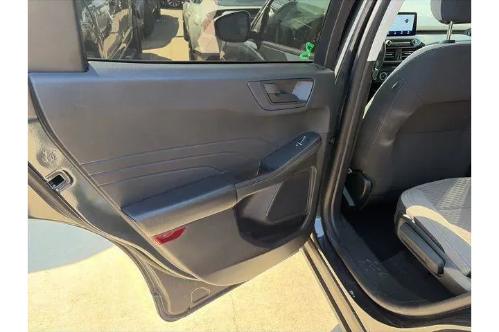 $20000 : Ford Escape 2022 AWD SE 4dr image 5