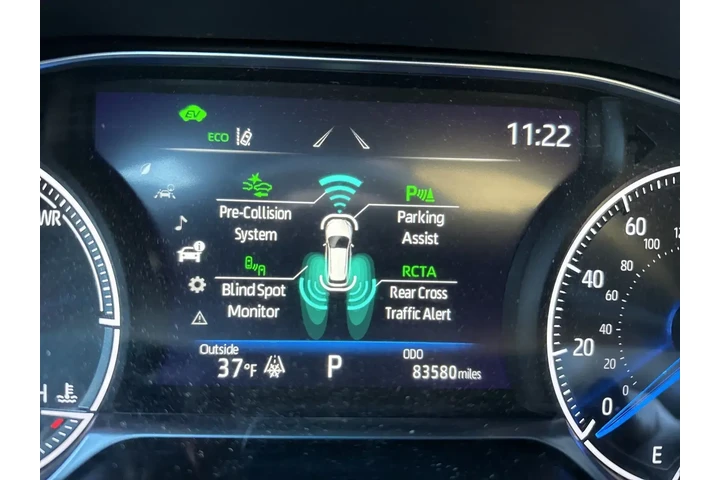 $25500 : Toyota Venza 2021 AWD LE 4dr image 5