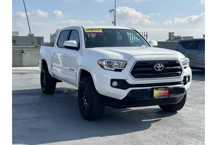 $25488 : Toyota Tacoma 2017 4x2 SR5 4 image 10