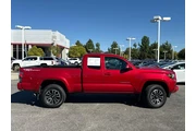 $32980 : Toyota Tacoma 2022 4x2 TRD S thumbnail