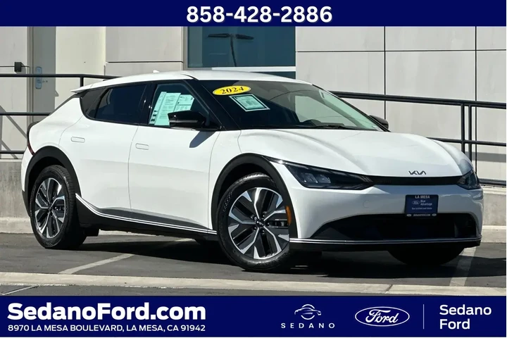 $25800 : Kia EV6 2024 Light 4dr Cross image 1