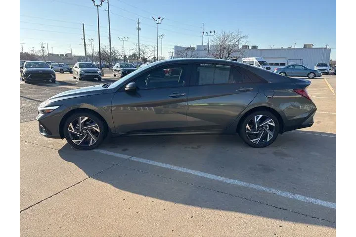 $29280 : Hyundai ELANTRA Hybrid 2025 image 2