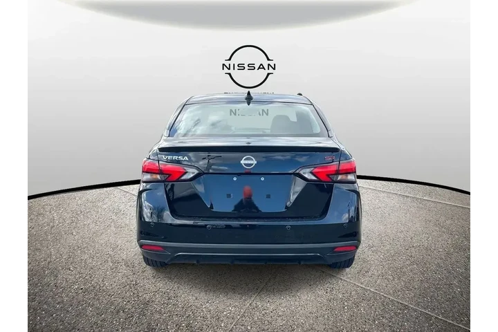 $15895 : Nissan Versa 2025 SR 4dr Sed image 7