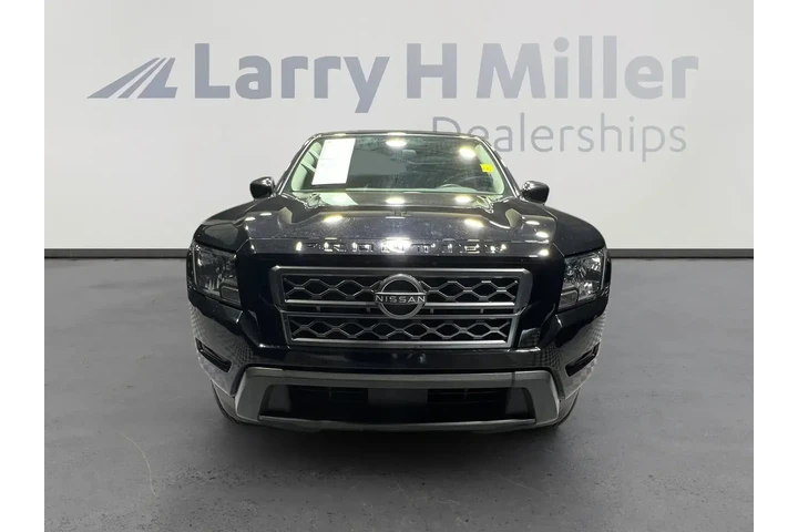 Nissan Frontier 2022 4x2 S 4 image 8