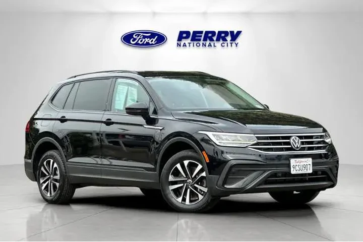 $27995 : Volkswagen Tiguan 2022 AWD S image 2