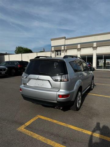 $6595 : 2011 Outlander SE image 4