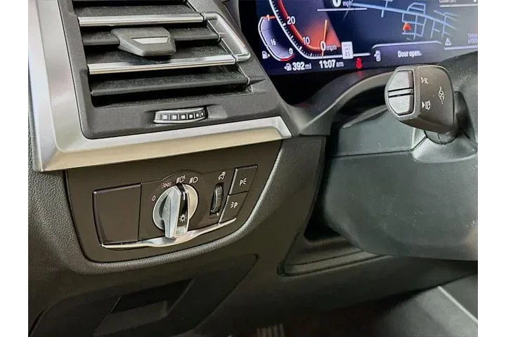 $30665 : BMW X3 2023 AWD xDrive30i 4d image 10