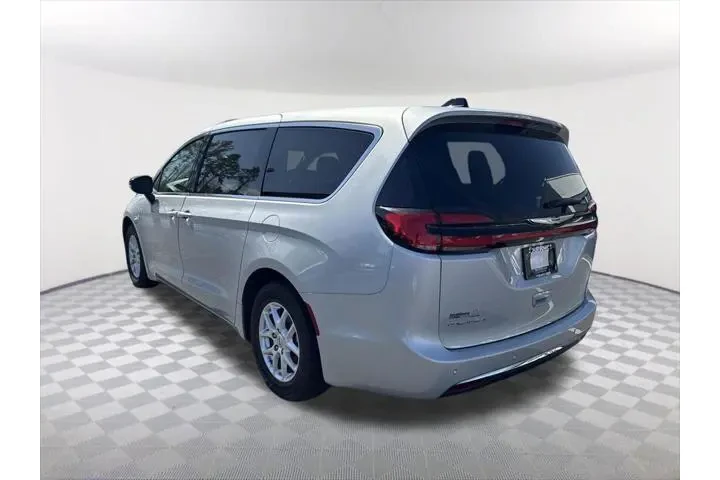 $24892 : Chrysler Pacifica 2024 Touri image 7