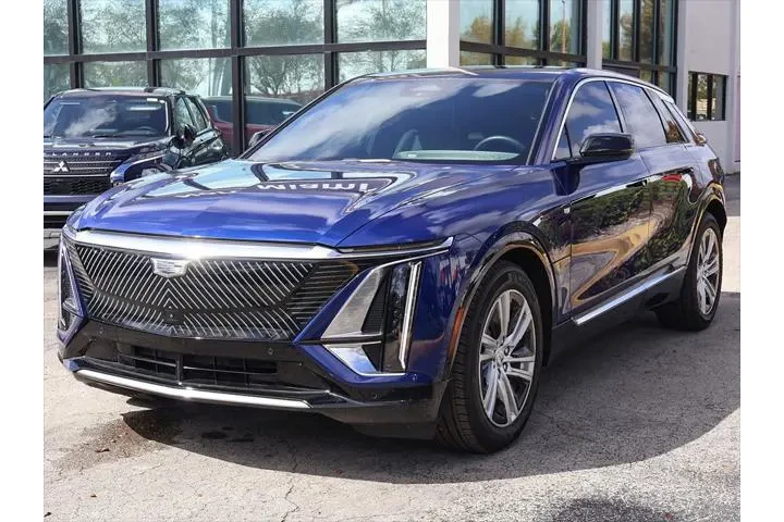 $33990 : Cadillac LYRIQ 2024 Tech 4dr image 9