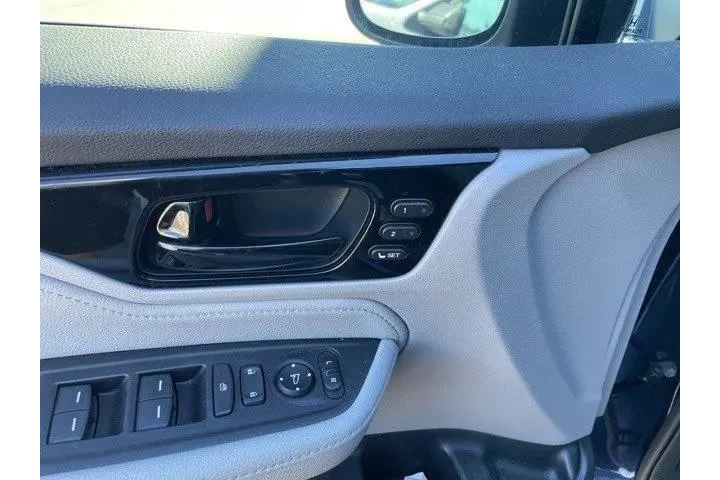 $37992 : Honda Odyssey 2023 Touring 4 image 6