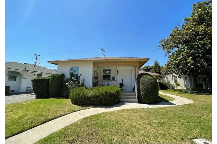 $1400 : READY FOR MOVE IN Glendale image 1