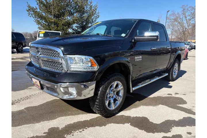 $15950 : 2017 RAM 1500 Laramie image 1
