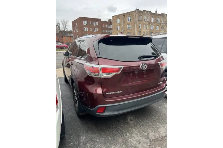 $11999 : 2015 Highlander XLE image 8