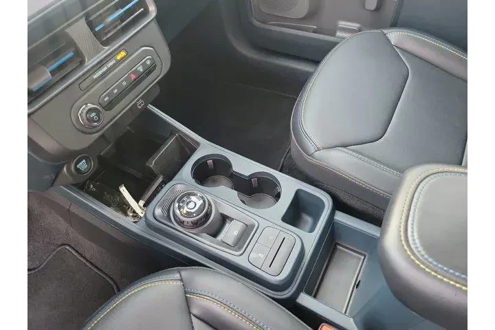 $34976 : Ford Maverick 2025 AWD Lobo image 8