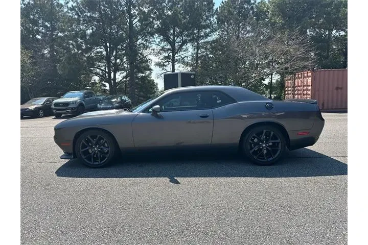 $37348 : Dodge Challenger 2023 R/T 2d image 4