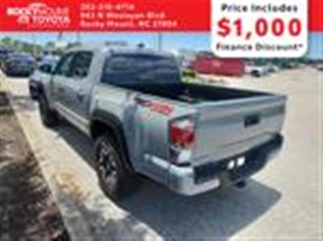 $40790 : PRE-OWNED 2021 TOYOTA TACOMA image 3