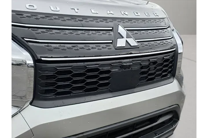 $20366 : Mitsubishi Outlander 2022 AW image 9