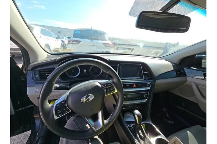 $11995 : 2018 Sonata Limited image 7