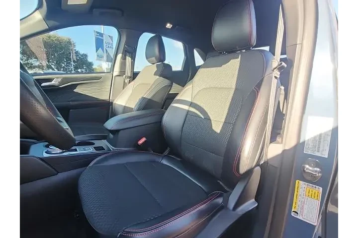 $20998 : Ford Escape 2023 ST-Line 4dr image 7