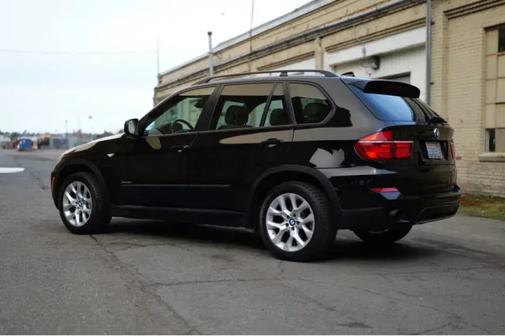 $8988 : 2011 BMW X5 xDrive35i image 8