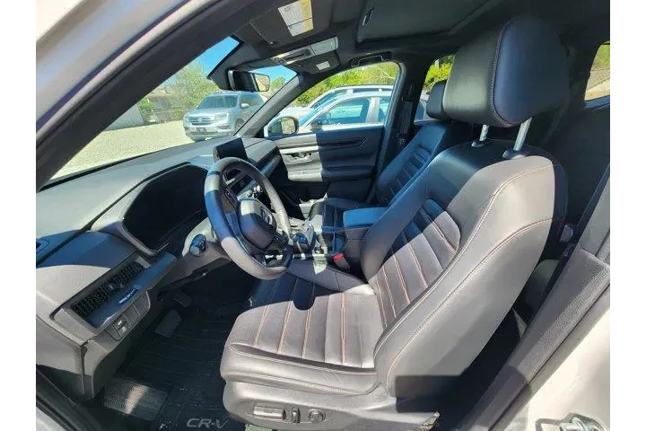 $29499 : Honda CR-V Hybrid 2024 Sport image 10