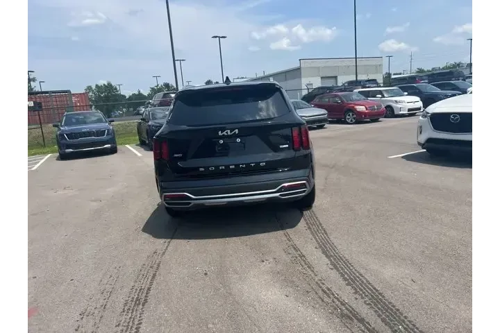 $30980 : Kia Sorento Hybrid 2022 AWD image 9