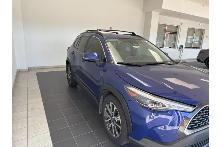 $28884 : Toyota Corolla Cross 2024 XL image 3