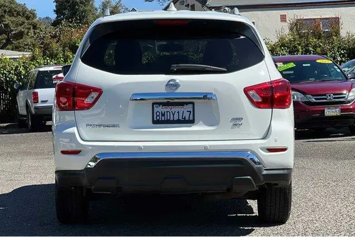 $14881 : Nissan Pathfinder 2020 4x4 S image 5