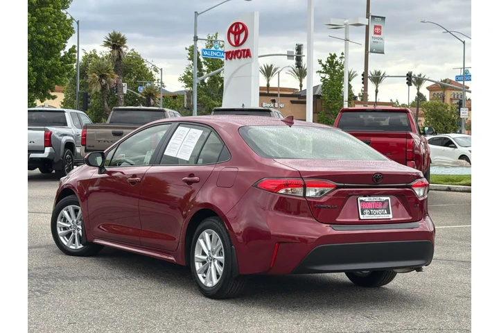 $26602 : Toyota Corolla 2026 LE 4dr S image 5