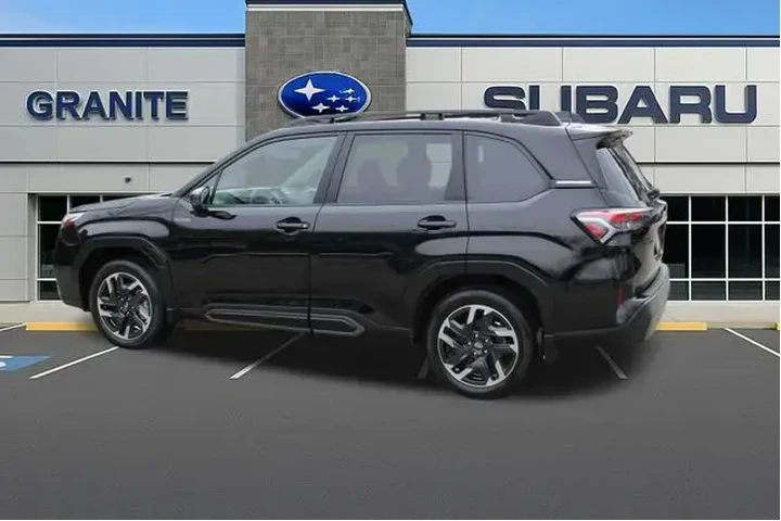 $39499 : Subaru Forester 2025 AWD Lim image 8