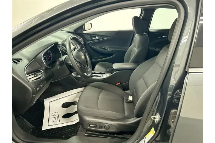 $12211 : Chevrolet Malibu 2018 LT 4dr image 9