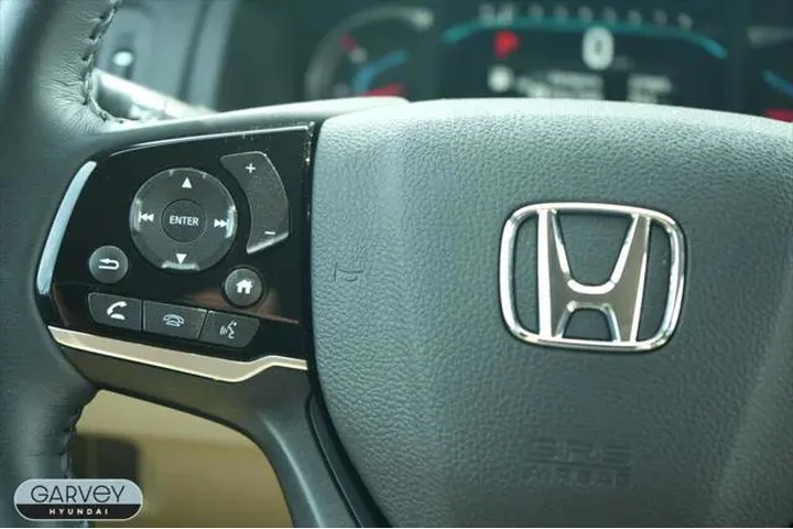 $28000 : Honda Pilot 2022 AWD EX-L 4d image 6