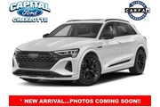 $34898 : Audi Q8 e-tron 2024 AWD quat thumbnail