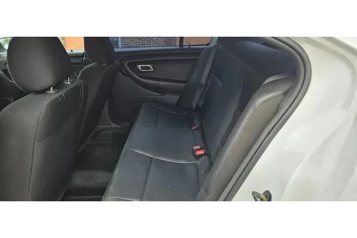 $8990 : 2014 Taurus Police Interceptor image 8
