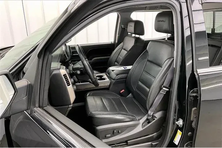 $28490 : GMC Sierra 1500 2017 4x4 Den image 8